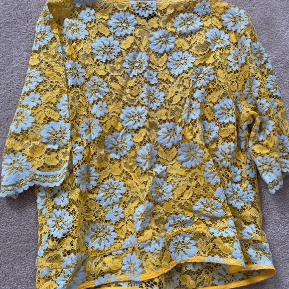 summer Lace crop top size small - Picture 3 of 3